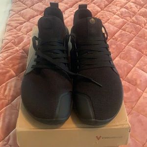 Vivo barefoot kasana shoes. EU 41